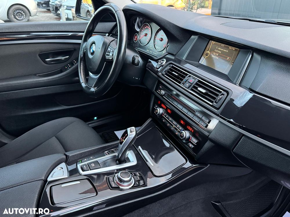 BMW Seria 5 525d xDrive Aut. - 21