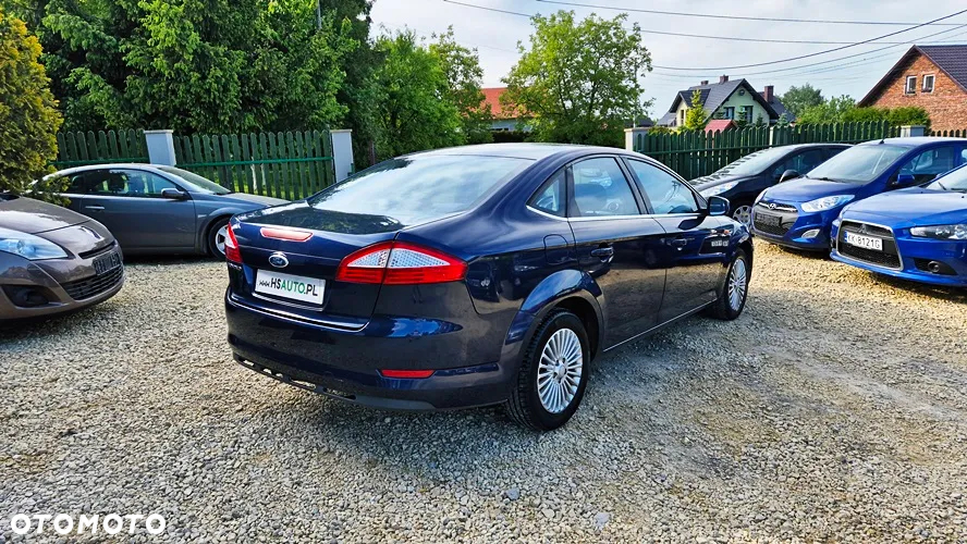 Ford Mondeo 2.0 FF Titanium - 17