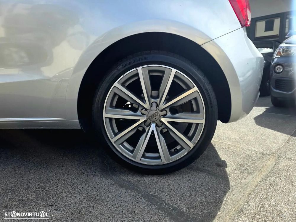 Audi A1 1.6 TDI S-line - 12
