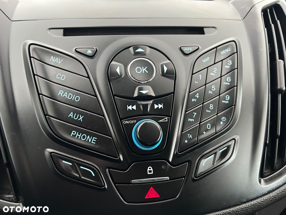 Ford Kuga 2.0 TDCi 2x4 SYNC - 33