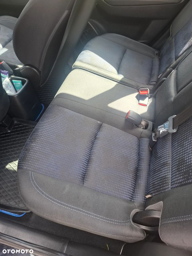 Hyundai ix20 - 7