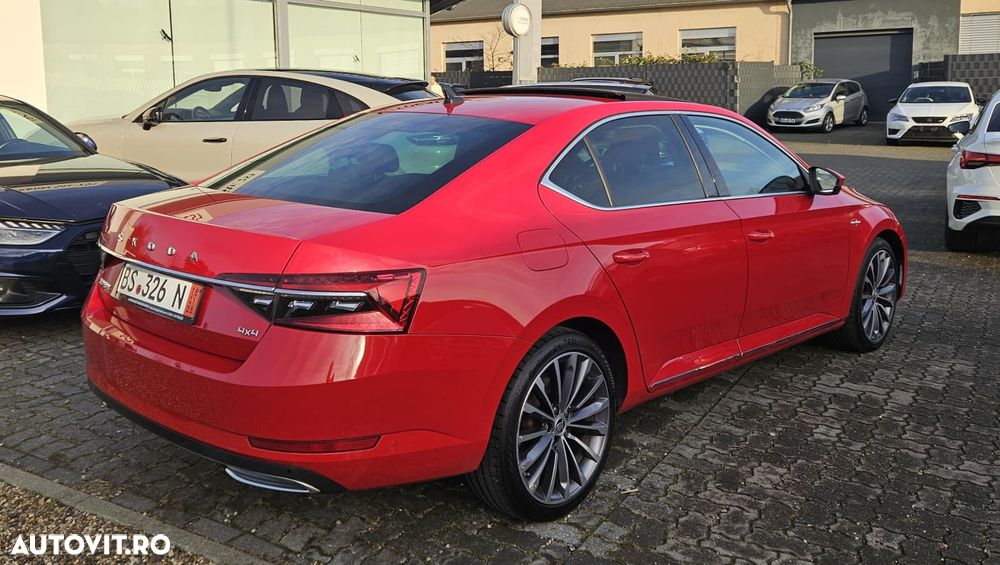 Skoda Superb 2.0 TDI 4X4 DSG L&K - 3