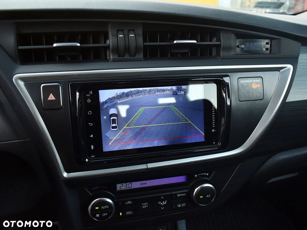 Toyota Auris 1.4 D-4D Active - 21