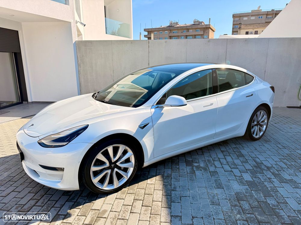 Tesla Model 3 AWD Dual Motor - 1