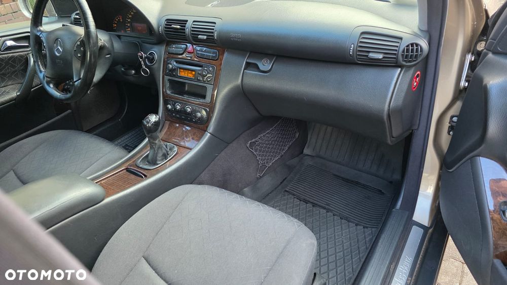 Mercedes-Benz Klasa C - 17