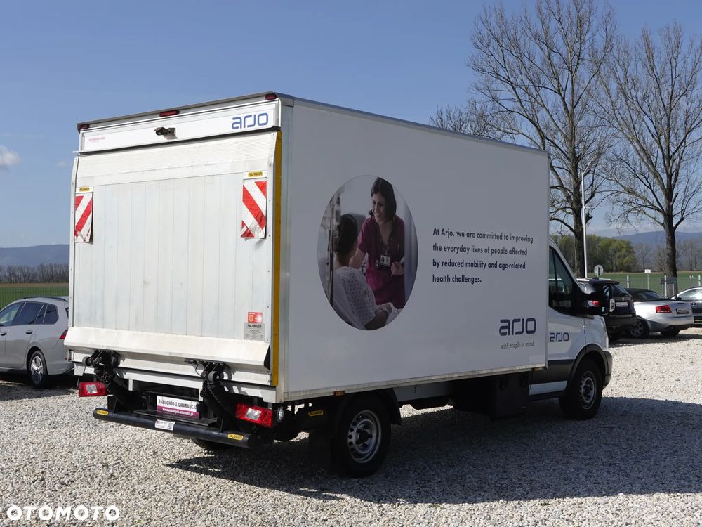 Ford Transit - Kontener z windą - 6