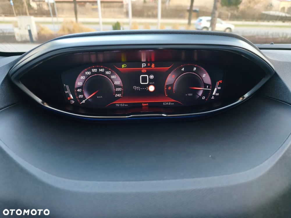 Peugeot 5008 2.0 BlueHDi GT Pack S&S EAT8 - 27