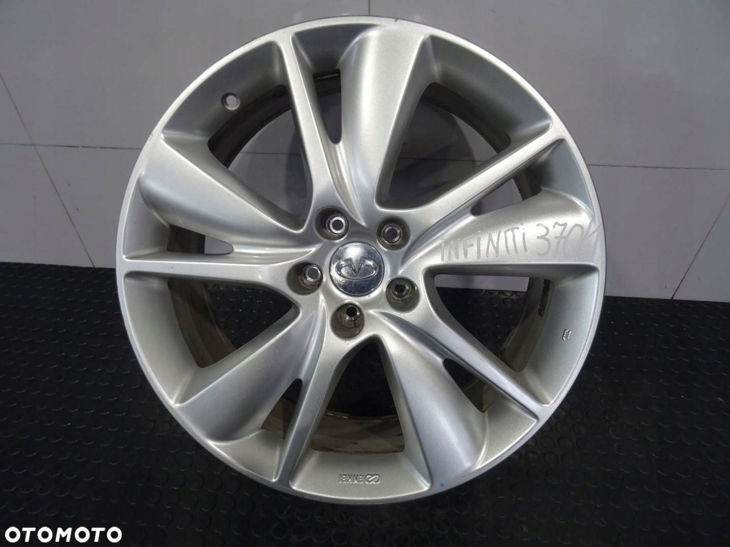 FELGA ALUFELGA R20 5X114,3 INFINITI FX II QX70 - 6