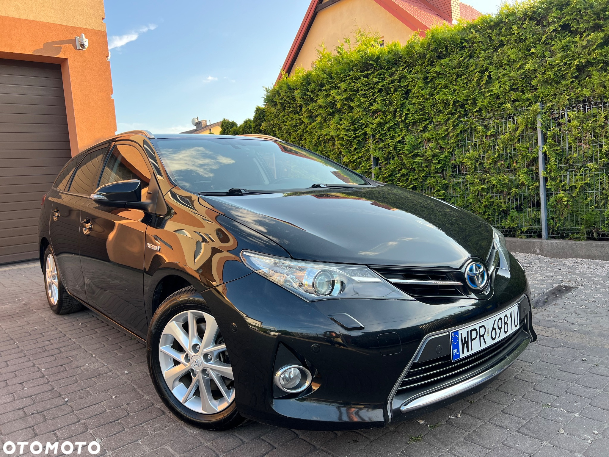 Toyota Auris 1.8 HSD Prestige - 8