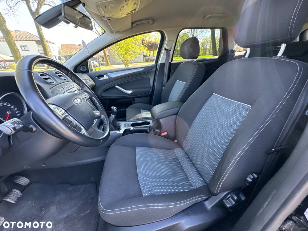 Ford Mondeo SW 1.6 Trend - 19