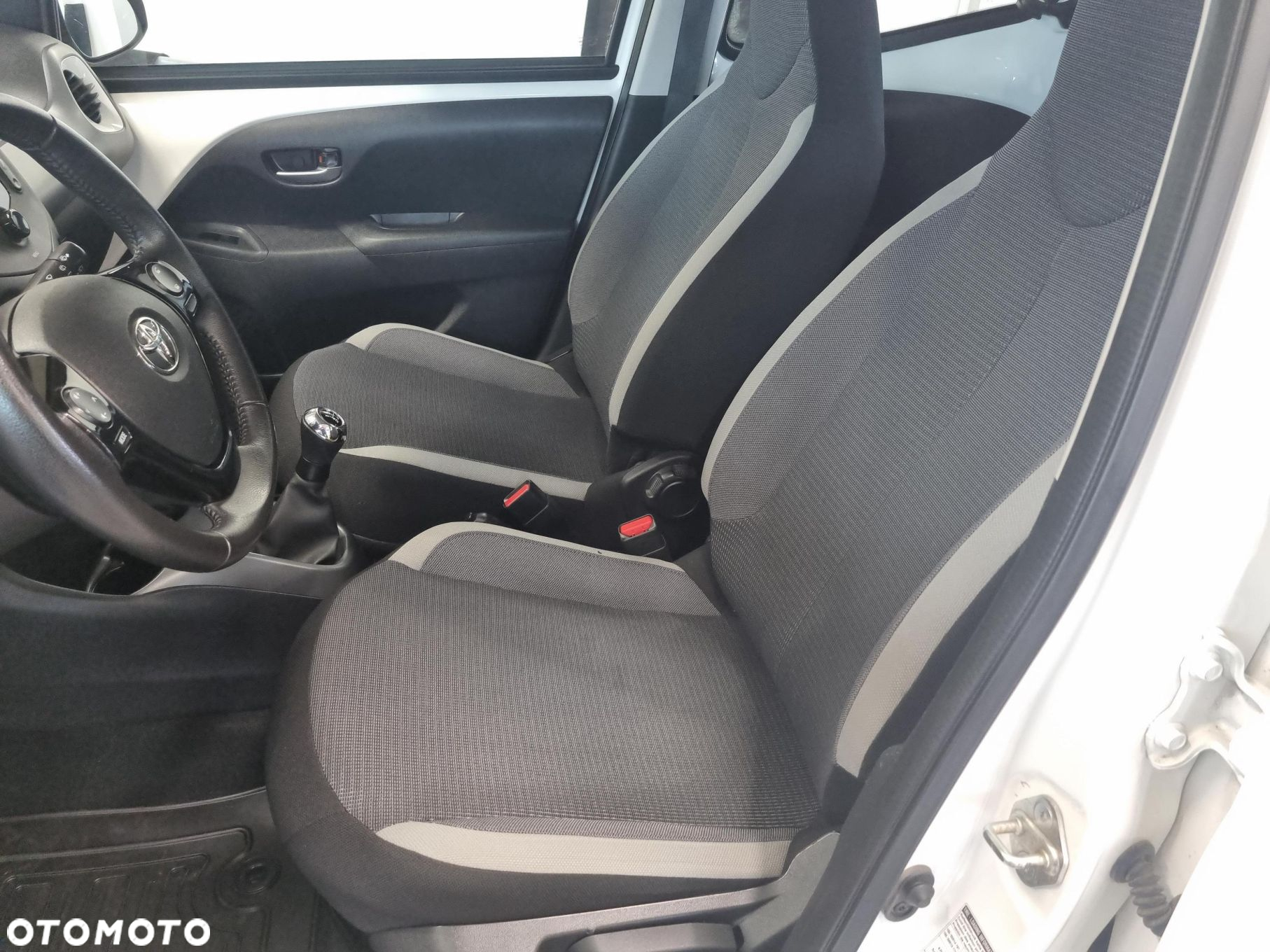 Toyota Aygo - 15