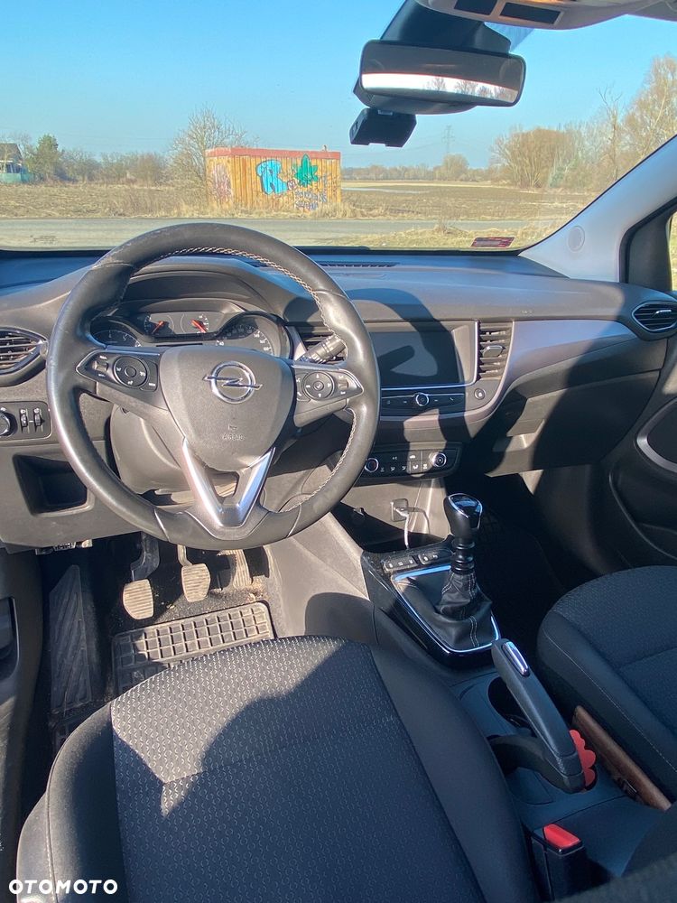 Opel Crossland X 1.2 T GPF Enjoy S&S - 13