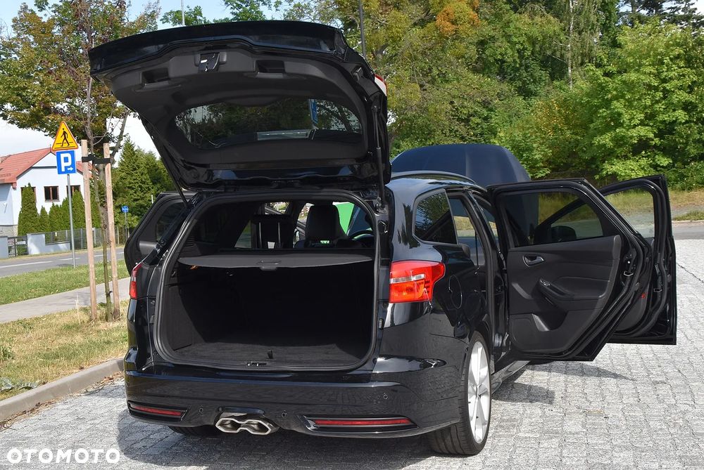 Ford Focus SW 2.0 TDCi ST - 5