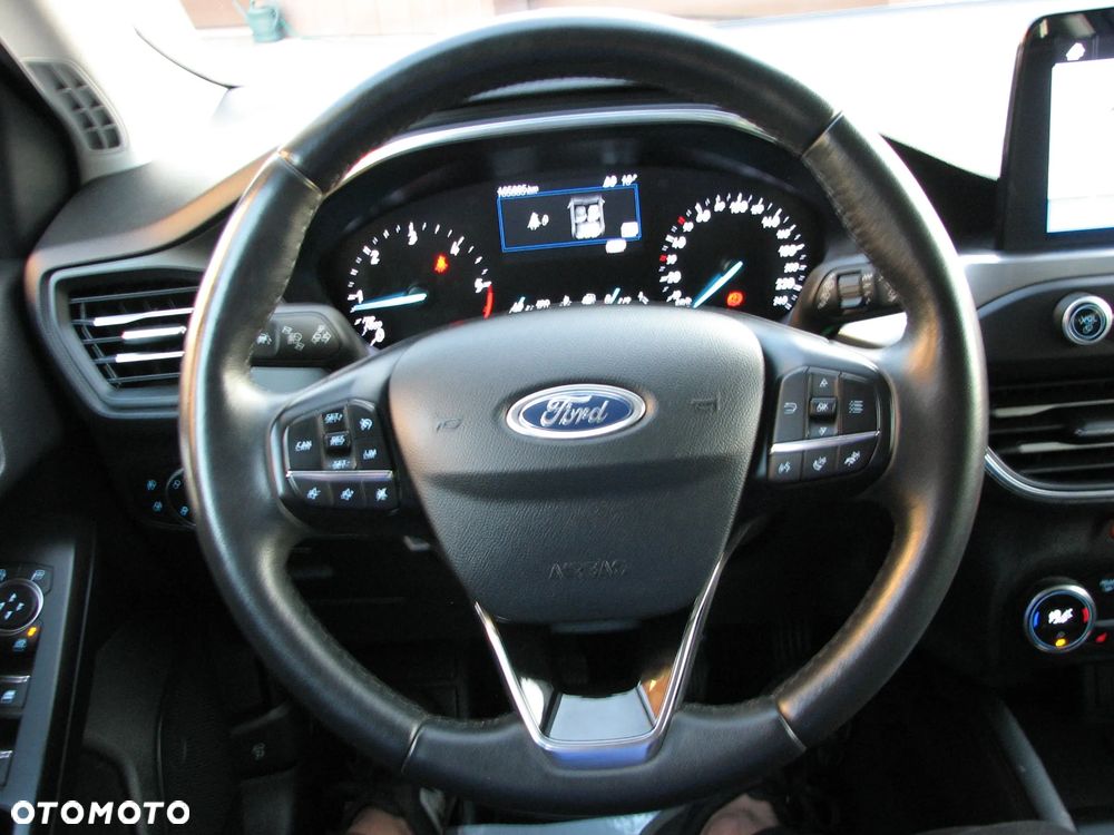 Ford Focus 1.5 EcoBlue Titanium - 24