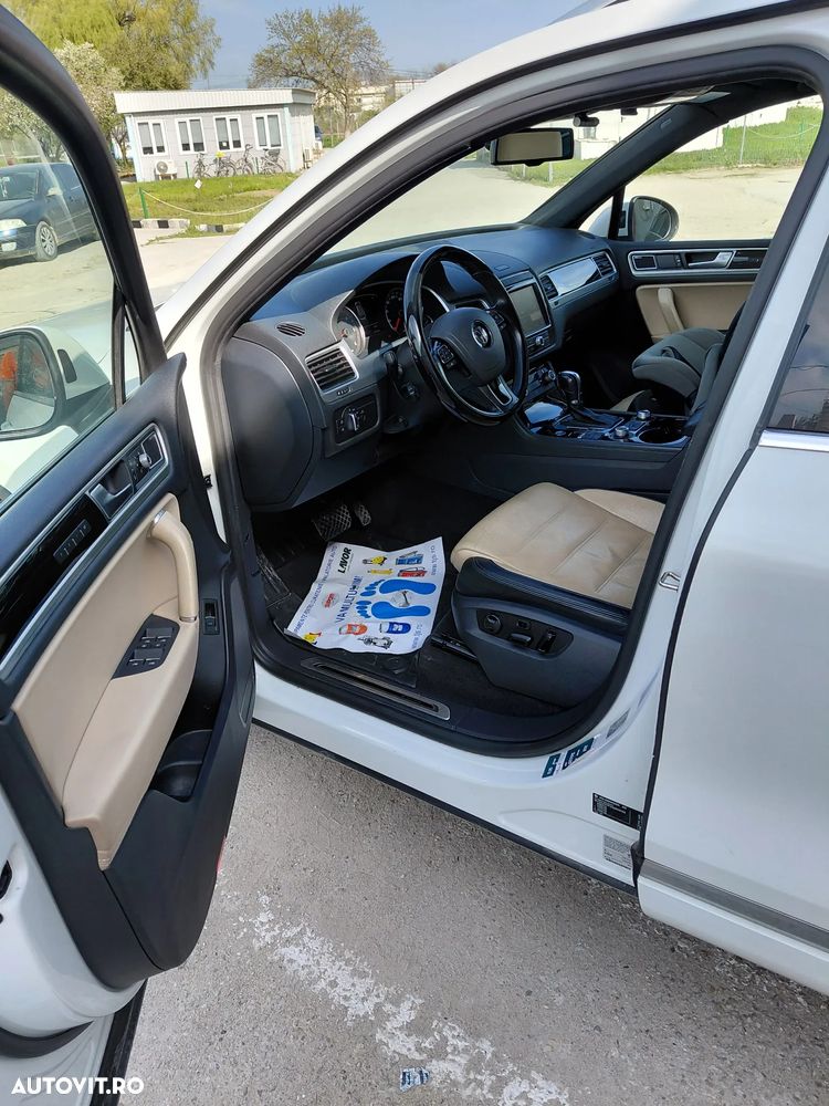 Volkswagen Touareg 3.0 V6 TDI SCR Blue Motion DPF Automatik Exclusive - 9