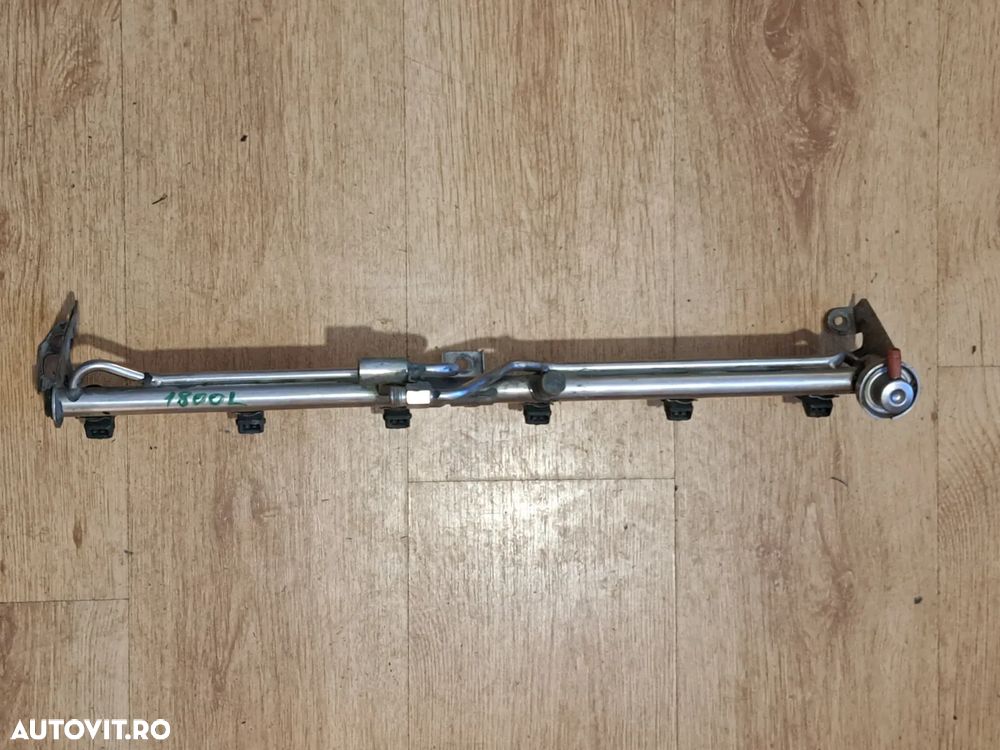 Rampa injectoare supapa retur 3.8 bar si 6 injectoare Originala Mercedes cod motor M104 E-class W124 1995-1995, S-class W140 1991-1998, C-class W202 - 3