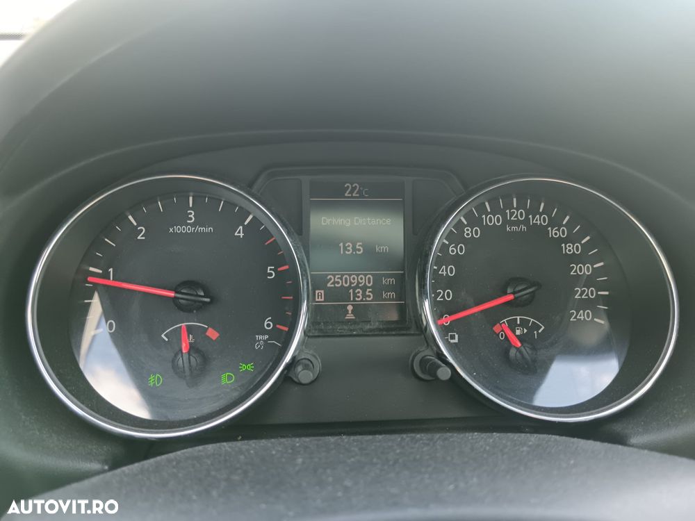 Nissan Qashqai 1.5 DCI TEKNA - 18
