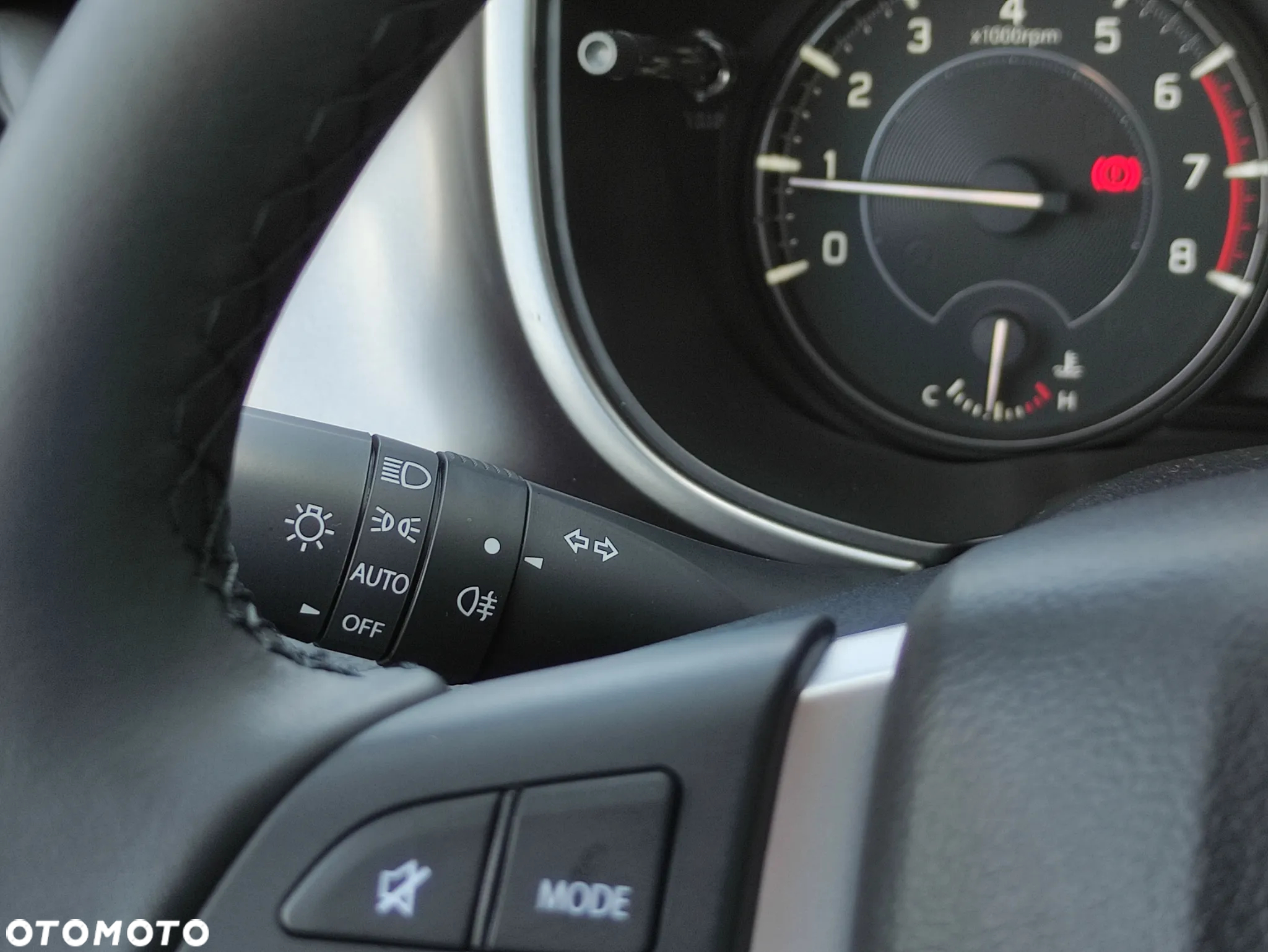 Suzuki Vitara 1.4 Boosterjet mHEV Premium Plus 2WD - 16