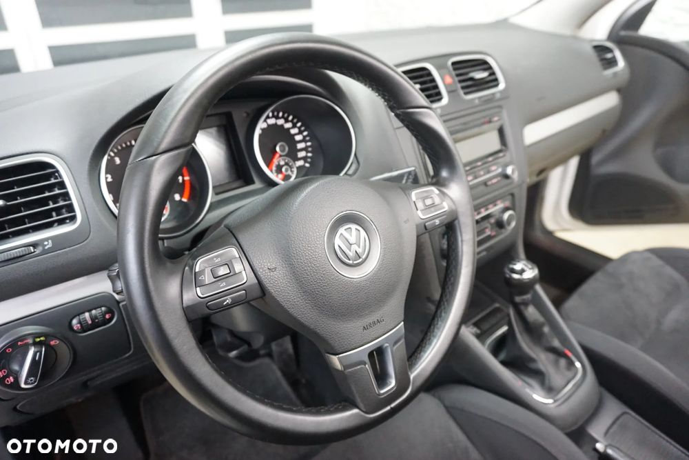 Volkswagen Golf 1.6 Highline - 19