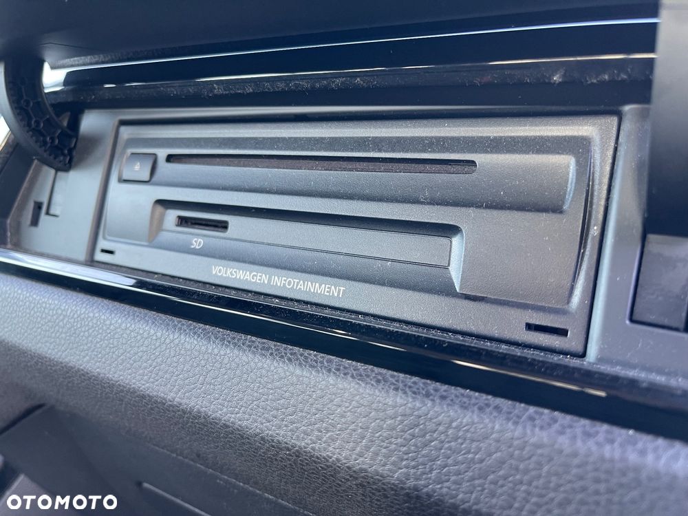 Volkswagen Touran 1.4 TSI (BlueMotion Technology) DSG Highline - 21