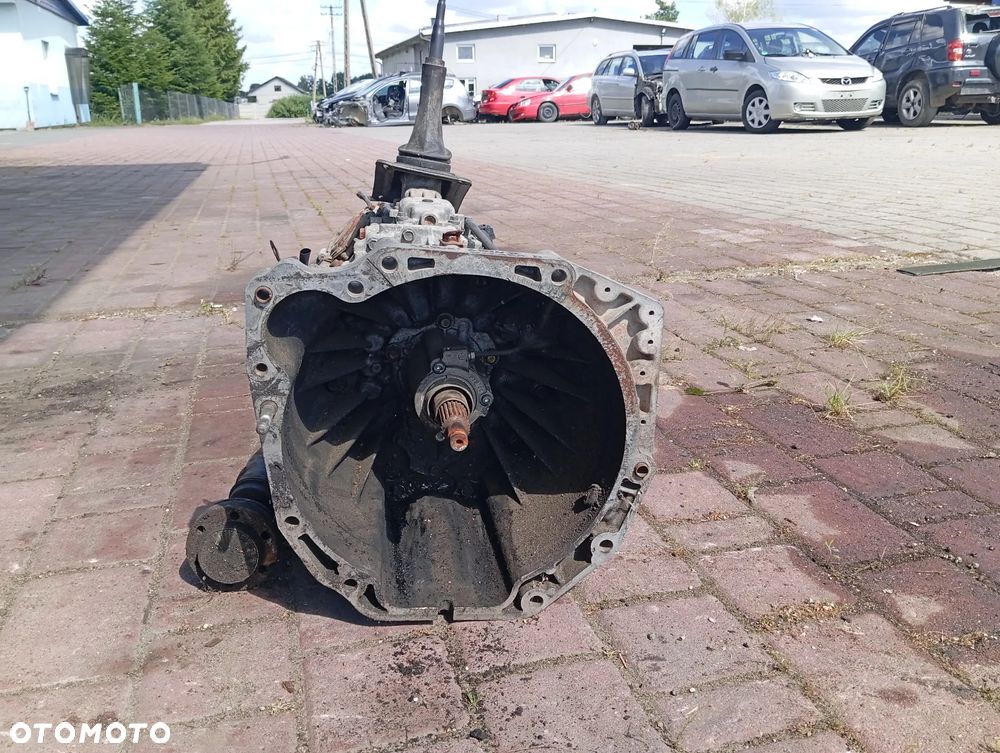 SUZUKI GRAND VITARA II 1.9DDIS SKRZYNIA BIEGÓW Z REDUKTOREM 67J00 - 2