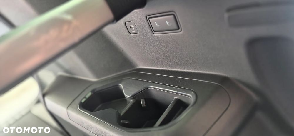 Kia EV9 99.8kWh Earth - 28