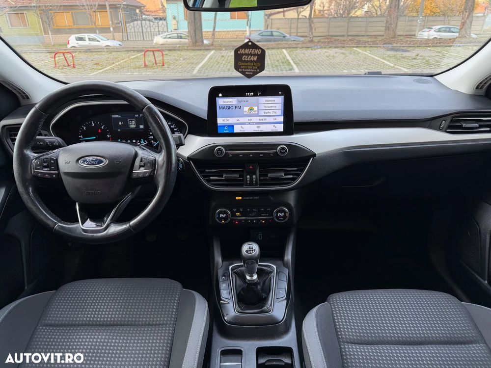 Ford Focus 1.5 EcoBlue Titanium Business - 8