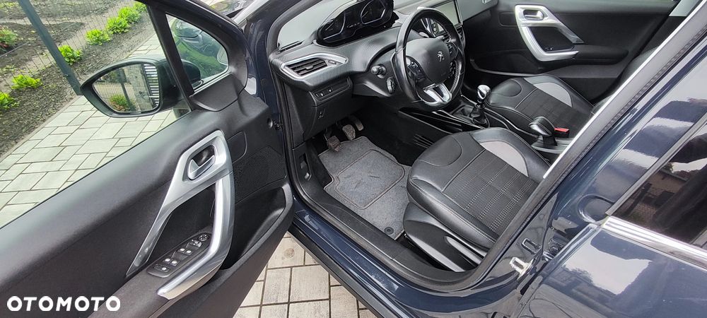 Peugeot 2008 1.2 Pure Tech Crossway S&S - 13