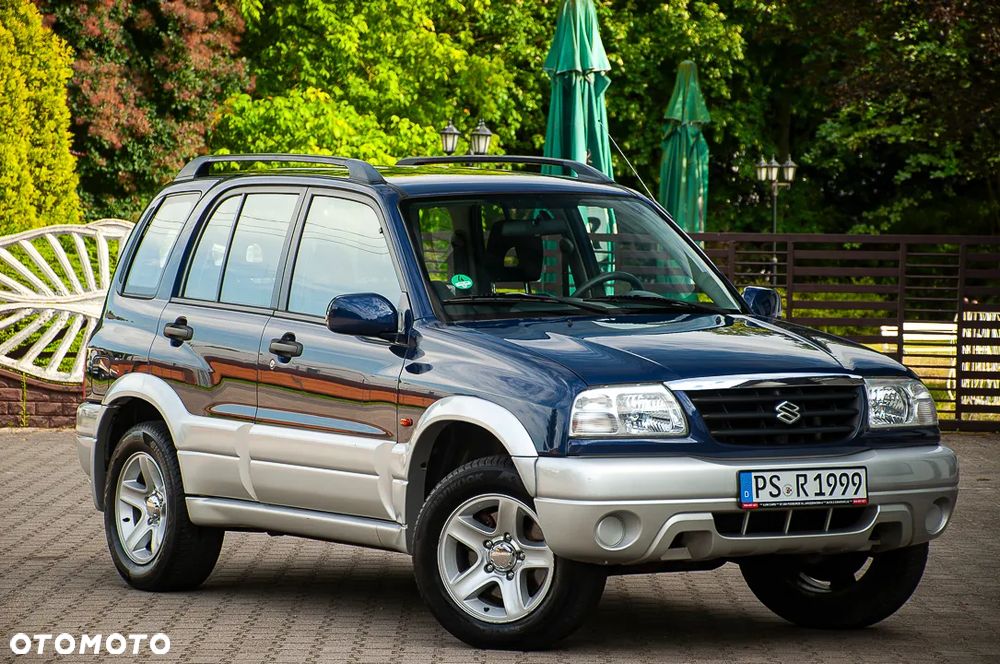 Suzuki Grand Vitara 2.0 Comfort - 30