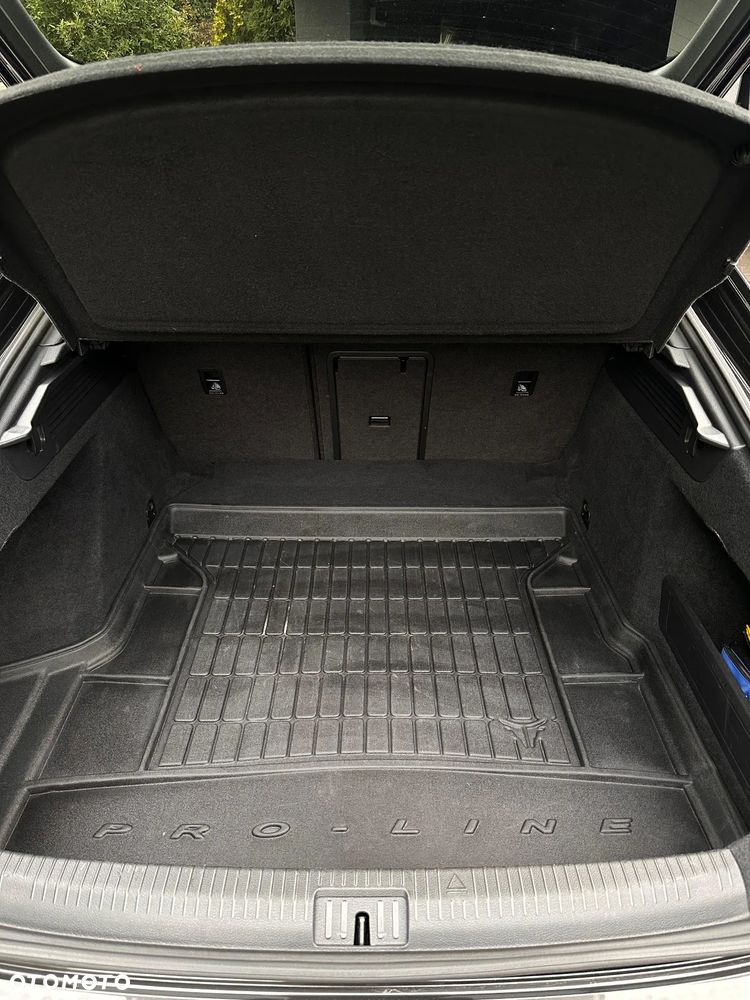 Volkswagen Arteon 2.0 TSI R-Line DSG - 27