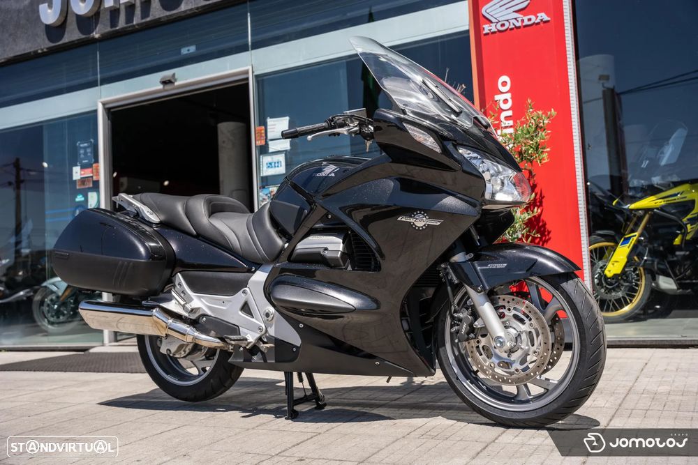 Honda Pan European ST 1300 - 1