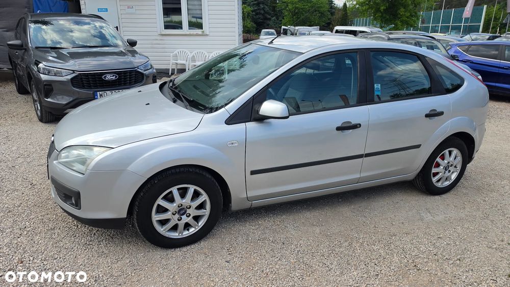 Ford Focus 1.8 Trend - 30