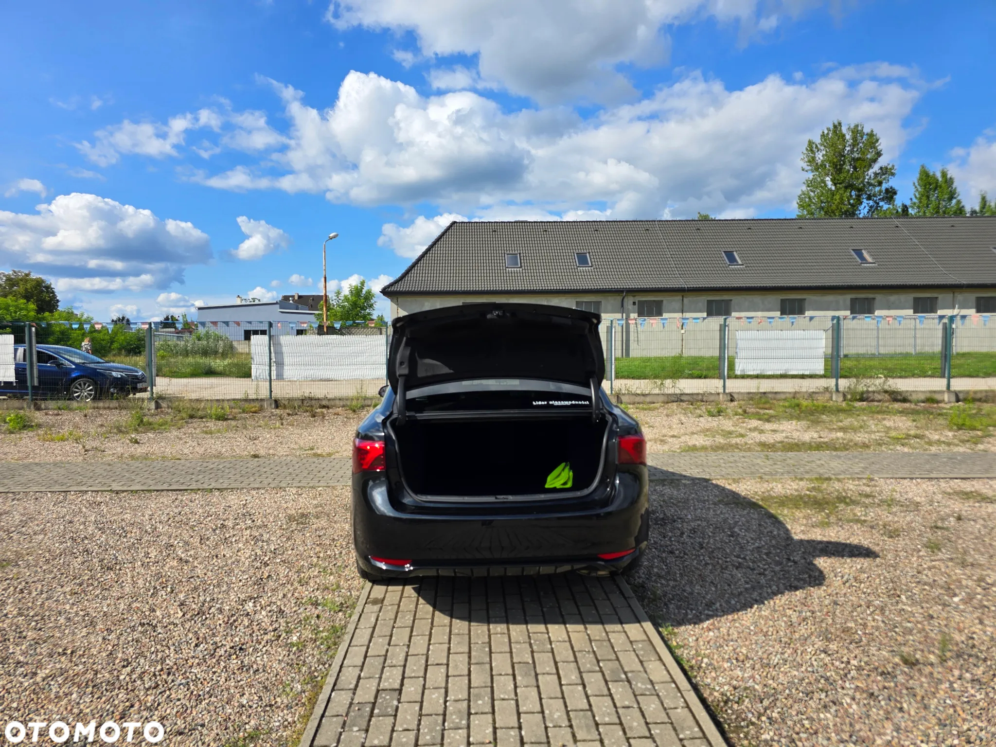 Toyota Avensis 2.0 Prestige MS - 11