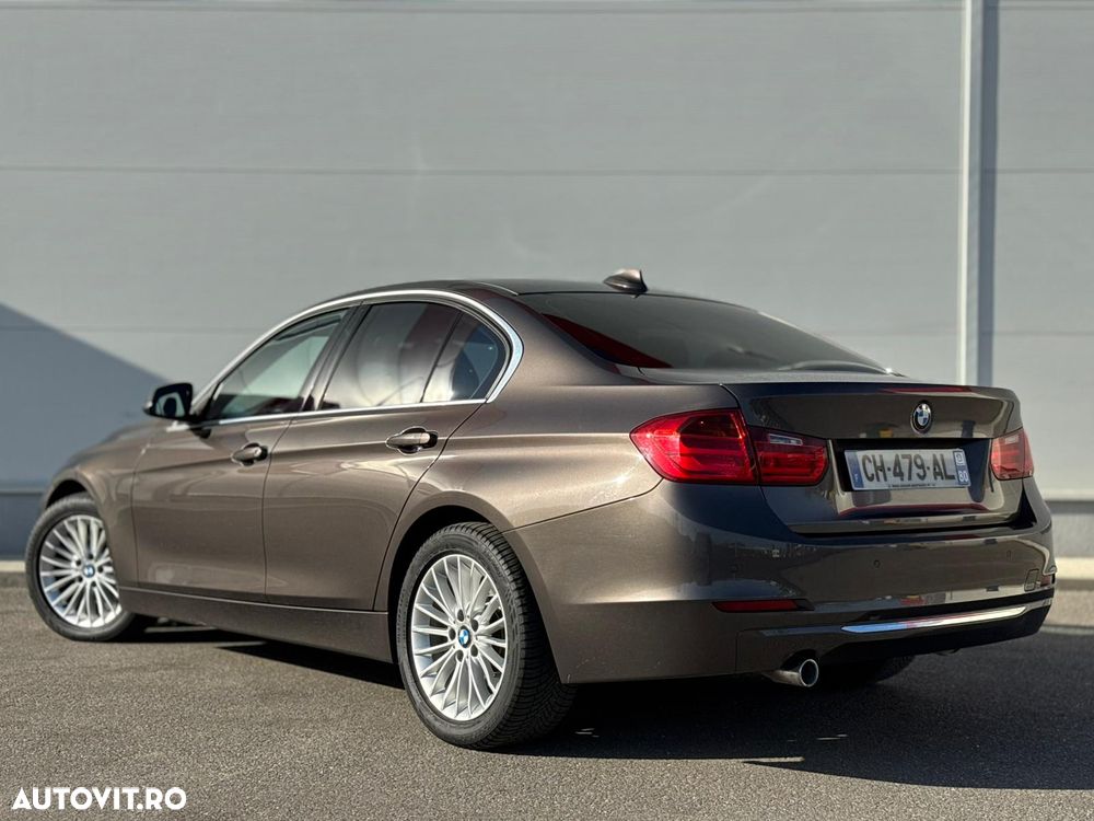 BMW Seria 3 320d - 29