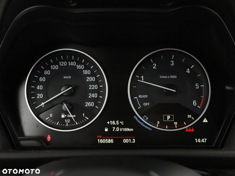 BMW Seria 2 220d xDrive - 23