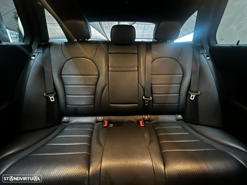 Mercedes-Benz C 300 BlueTEC Hybrid AMG Line - 19