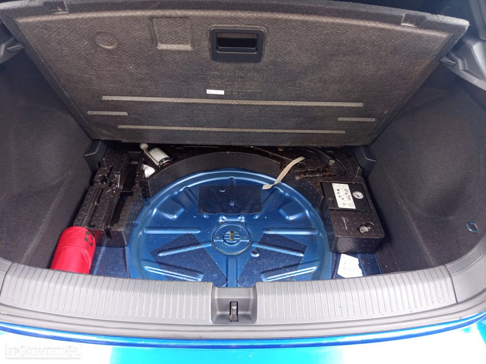 VW T-Roc 2.0 TSI OPF 4MOTION DSG R-Line - 38