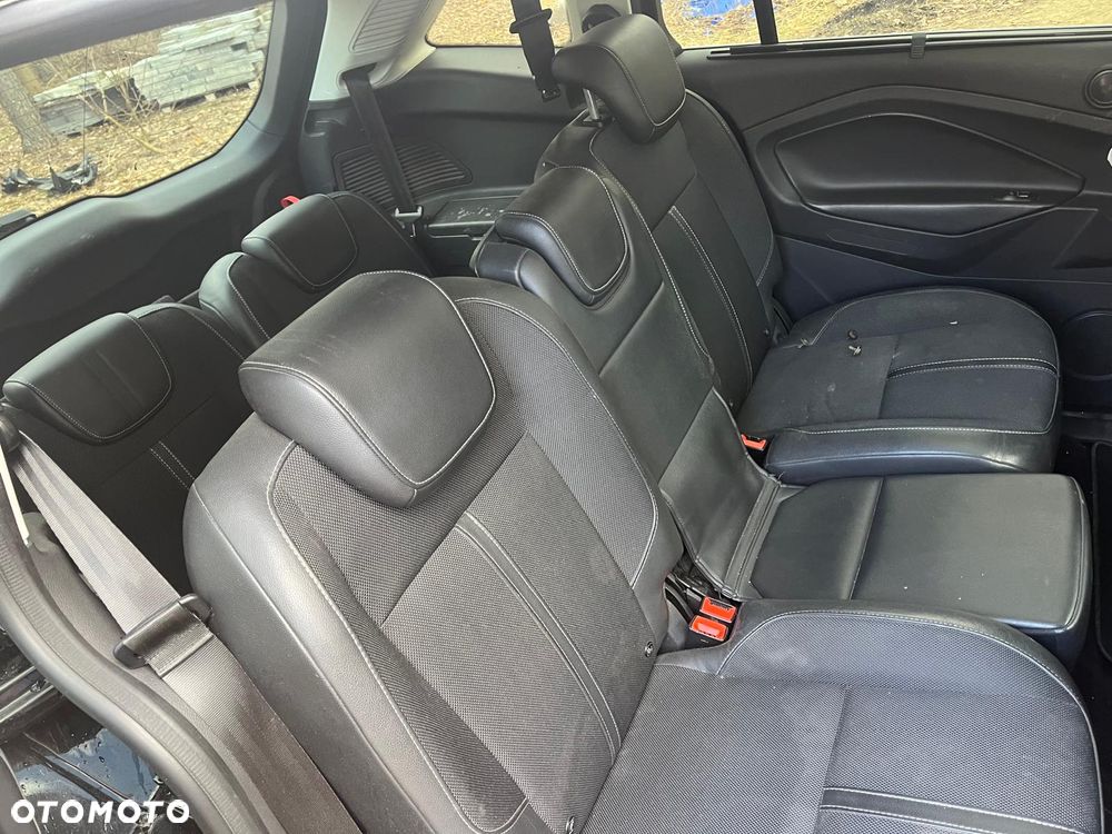 Ford C-MAX 2.0 TDCi Start-Stop-System Titanium - 15