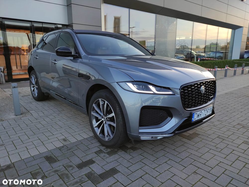 Jaguar F-Pace - 1