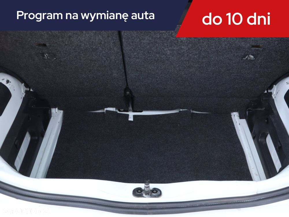 Volkswagen up! - 14