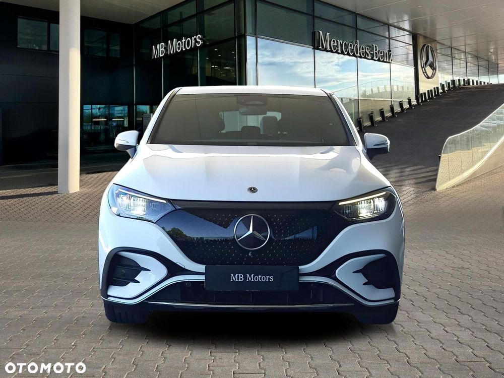 Mercedes-Benz EQE - 8