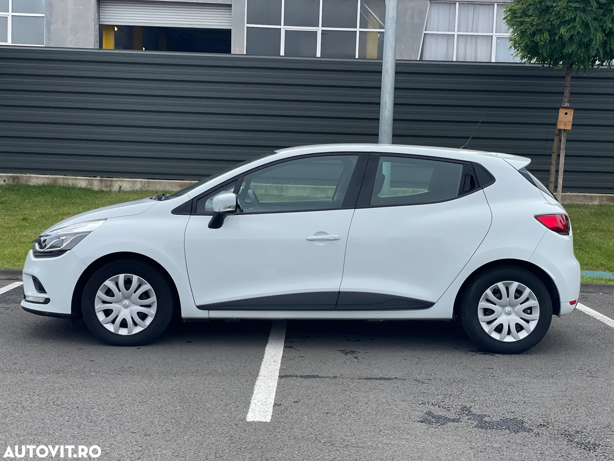 Renault Clio (Energy) dCi 90 Start & Stop LIMITED - 10