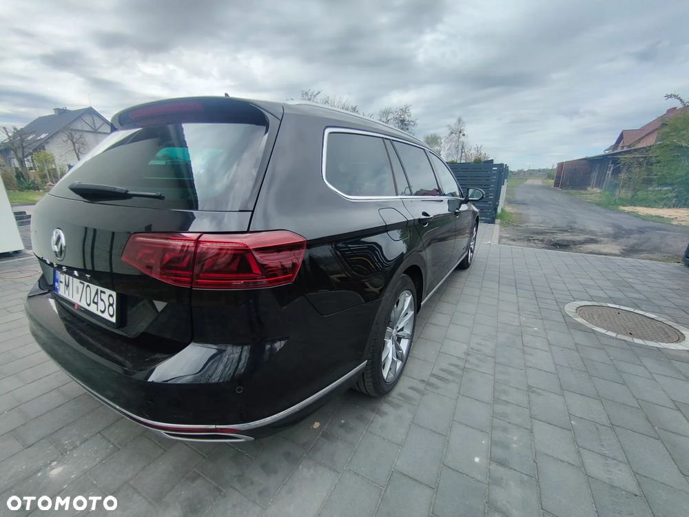 Volkswagen Passat 2.0 TSI OPF DSG Business - 28