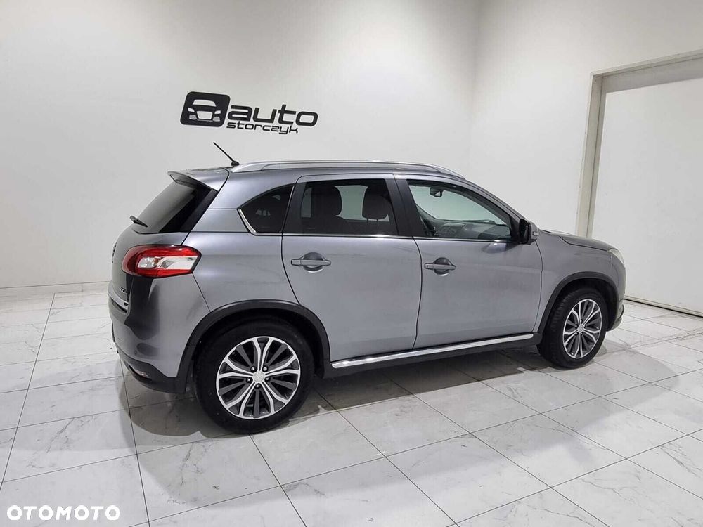 Peugeot 4008 - 5