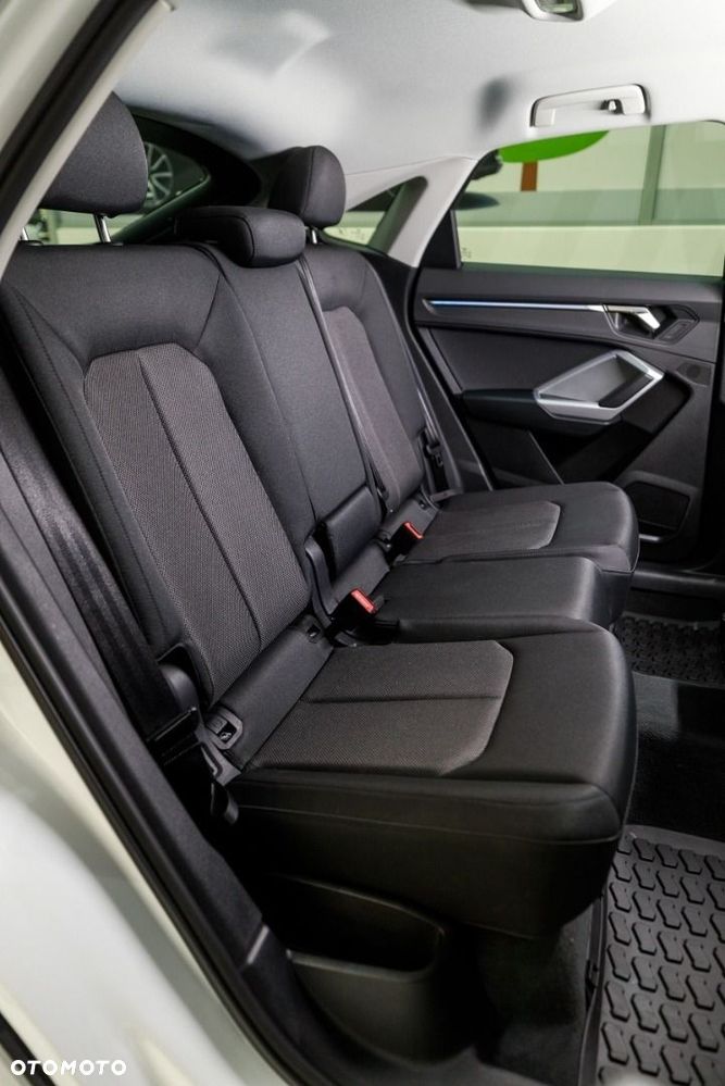 Audi Q3 - 23
