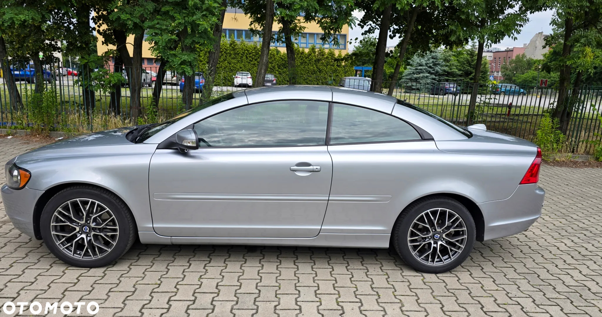 Volvo C70 2.4D5 Summum - 5