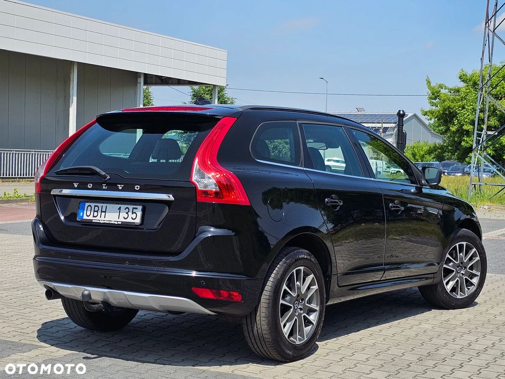 Volvo XC 60 D4 Momentum - 11