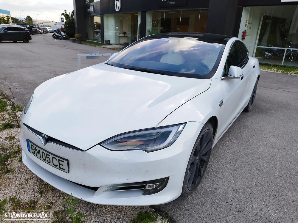 Tesla Model S Long Range - 1