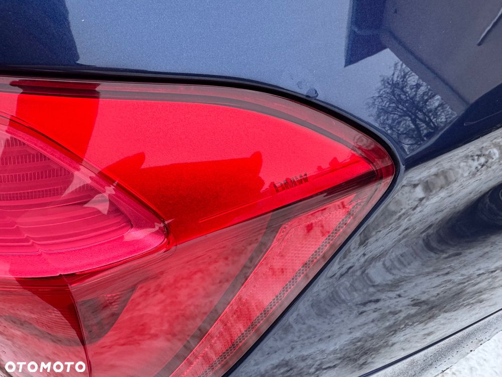 BMW Seria 3 330i xDrive - 14