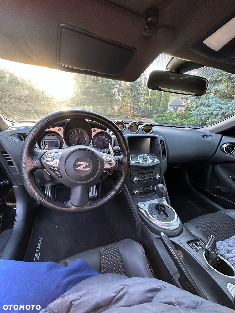 Nissan 370 Z 3.7 V6 Platinum EU6 - 10